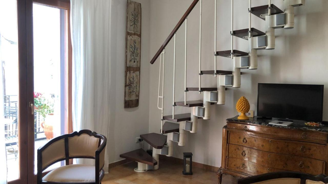 Penthouse Luxury Quattro Canti Palermo Exterior photo